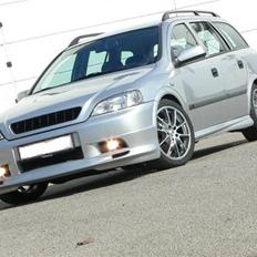 Opel astra G caravan dti (totaltskadet)