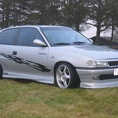Opel Astra 1,6 8V Solgt