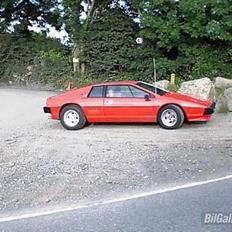 Lotus Esprit S2
