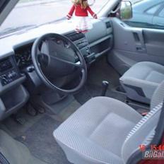 VW Caravelle 2.5 TDI Comf.