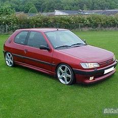 Peugeot 306 Xsi, (201,4 HK)