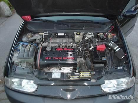 Alfa Romeo 146 billede 3
