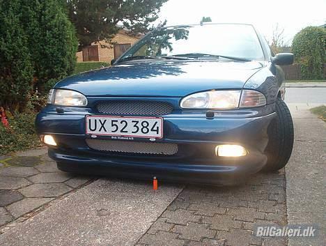 Ford Mondeo "Solgt" - Her er så din Nye emblemfri front billede 2