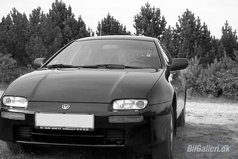 Mazda 323F Celebre 1.5 16V billede 1