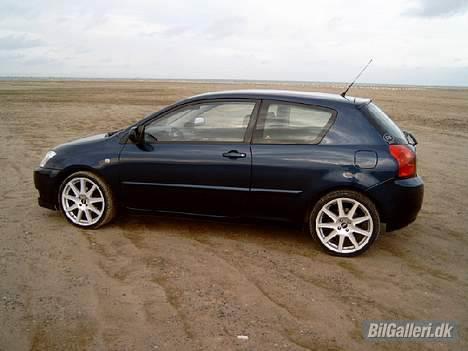 Toyota Corolla T Sport billede 1