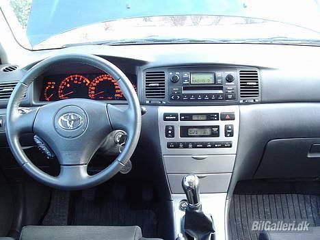 Toyota Corolla T Sport - Fuldautomatisk klimaanlæg. billede 3