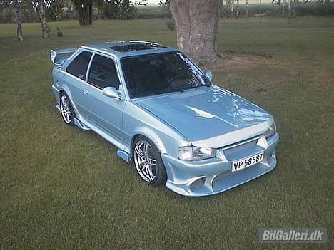 Ford Escort RS Turbo billede 1