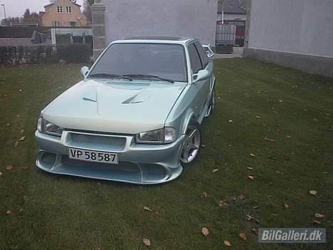 Ford Escort RS Turbo billede 4