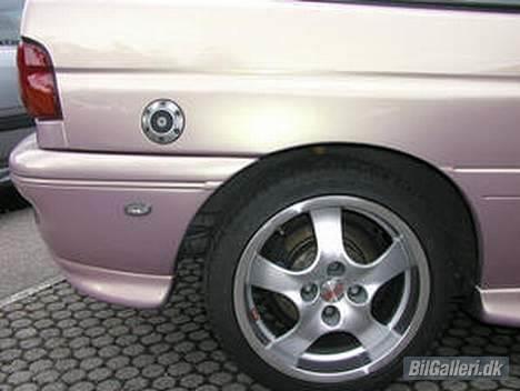 Ford Rs2000 billede 4