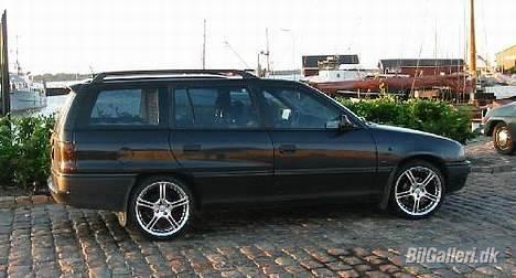 Opel Astra billede 1