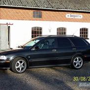 Volvo V40 T4 *** SOLGT***