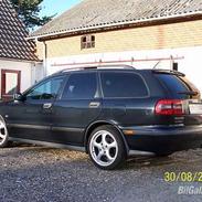 Volvo V40 T4 *** SOLGT***