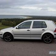 VW Golf IV solgt