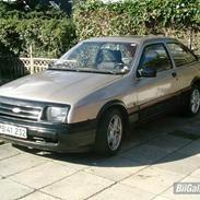 Ford Sierra  SOLGT 