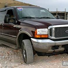 Ford Excursion XLT V10 LTD