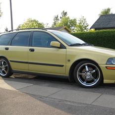 Volvo V40 2.0T SOLGT