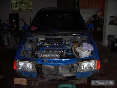 Opel Kadett 2,0 GSI - som den står PT. igang med at lave 2,0 gsi. billede 13