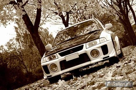 Mitsubishi Lancer Evolution V*SOLGT* billede 2