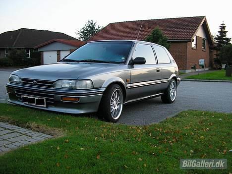 Toyota Corolla XLi SOLGT!! - Nye billeder billede 1