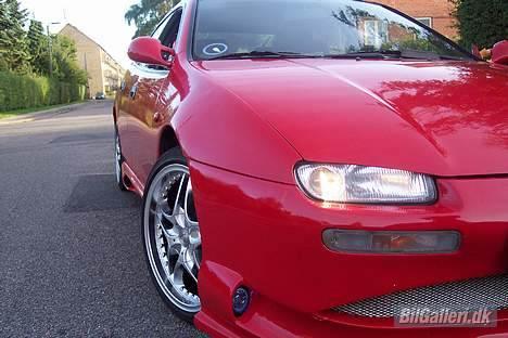 Mazda 323F *Solgt* billede 1