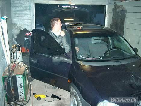 Opel Corsa 1,416v SOLGT - Lige lidt solfilm sættes i af Jann H billede 11