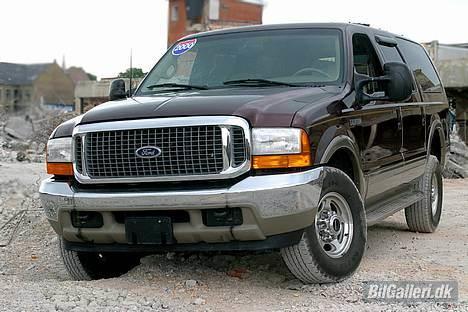 Ford Excursion XLT V10 LTD - Billede taget af Karsten - DanskFotoTeknik.dk billede 2