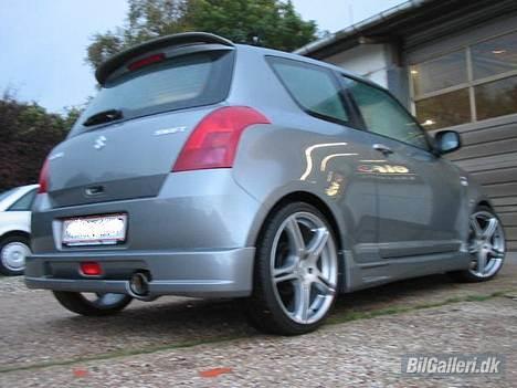 Suzuki Swift SOLGT billede 1