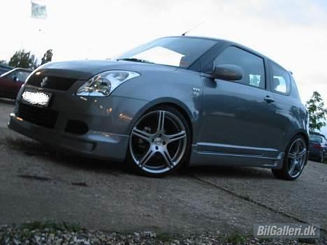 Suzuki Swift SOLGT billede 10