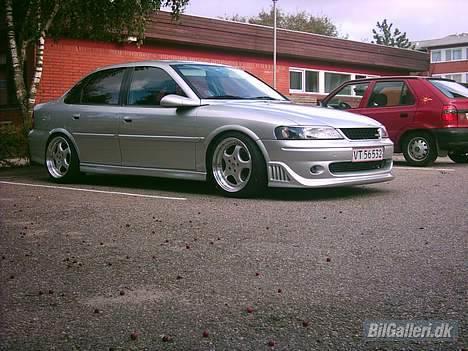 Opel vectra b ellegance - flot parkering.. billede 8