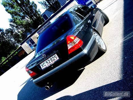 Mercedes Benz            C180 Elegance  billede 3