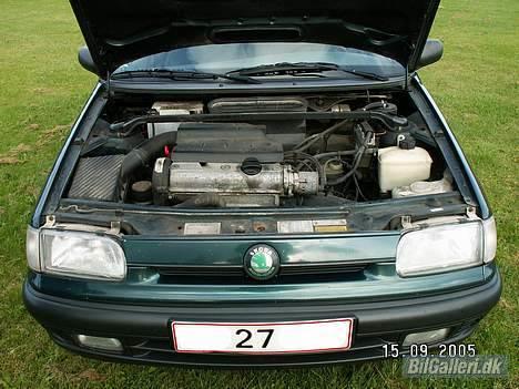 Skoda Felicia "total skadet" billede 7