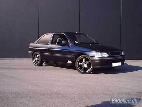 Ford Escort (kurtklorin) Solgt billede 13