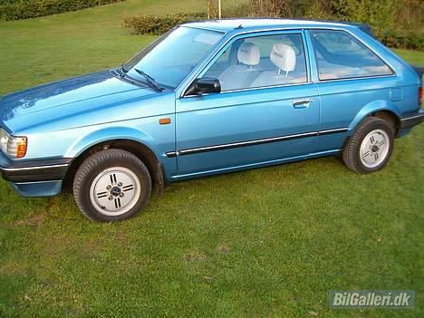 Mazda 323 BF (Solgt) billede 6