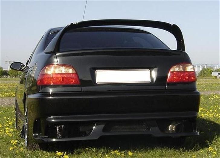 Toyota Avensis "BLACK" billede 6