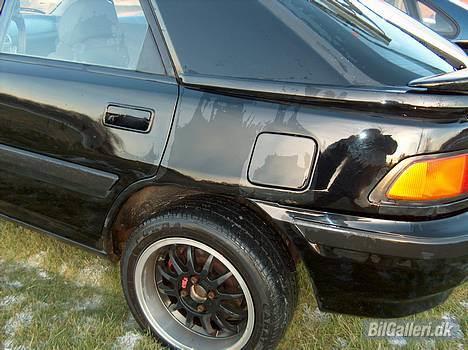 Mazda 323F 1,8i GT 16v SOLGT billede 11