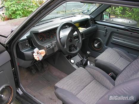 Renault 5 "solgt" - det er smart med stole og det hele..!!! billede 5