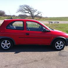 Opel Corsa b