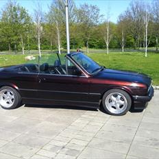 BMW 325i