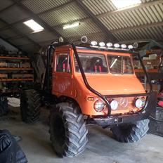 Mercedes Benz unimog 404
