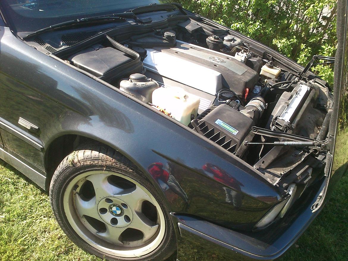 BMW e34 touring v8 billede 5