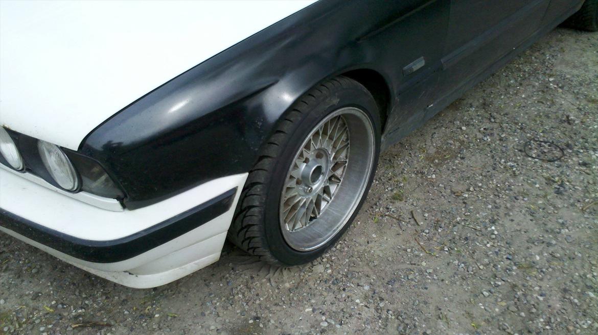 BMW 520I E34  - nu med 215-45-17 :D  billede 19