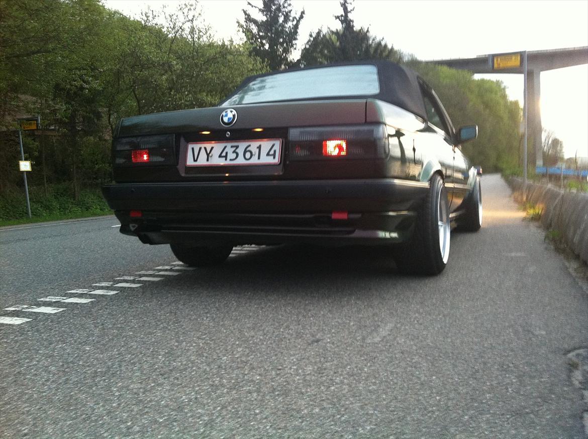BMW 325i billede 9