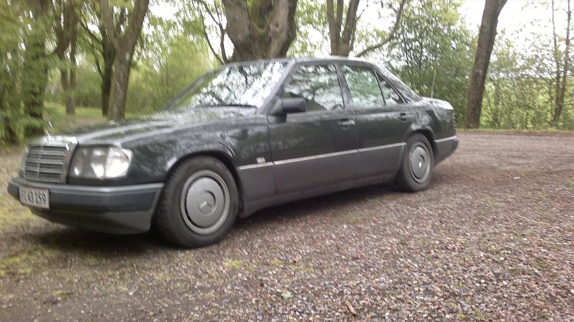 Mercedes Benz w124 - 300D billede 2