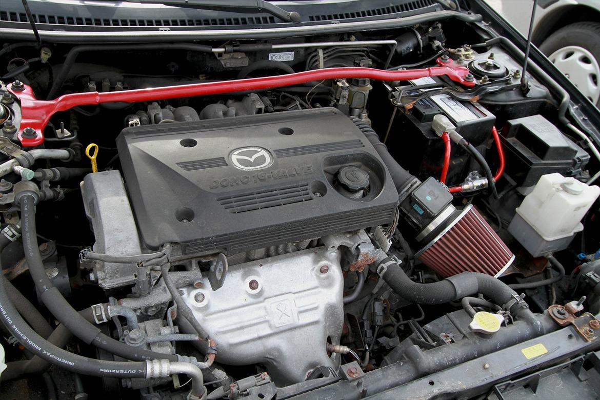 Mazda 323f Sportive SOLGT billede 11