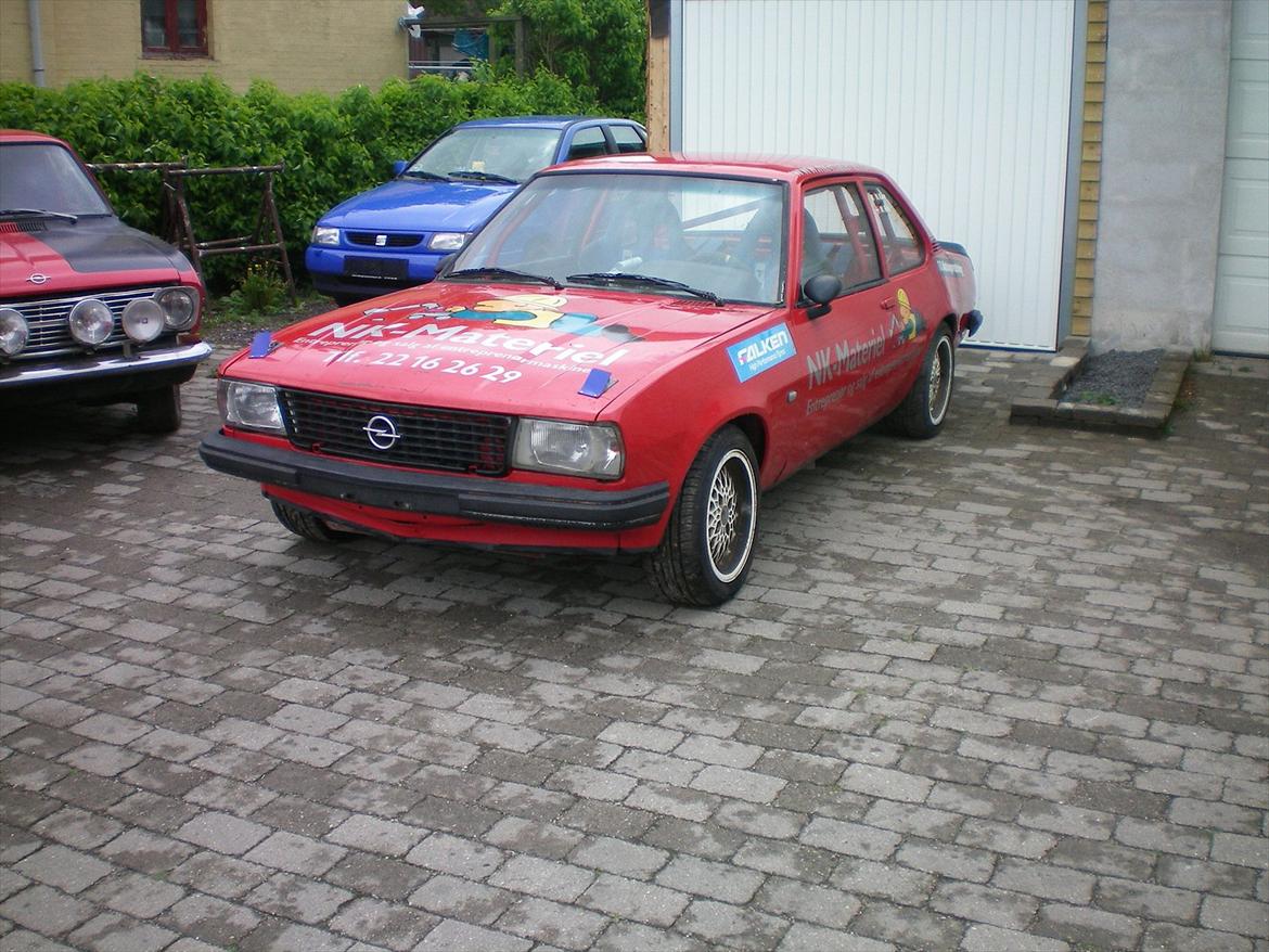 Opel ascona b rallybil - ja sådan ser den ud nu billede 1