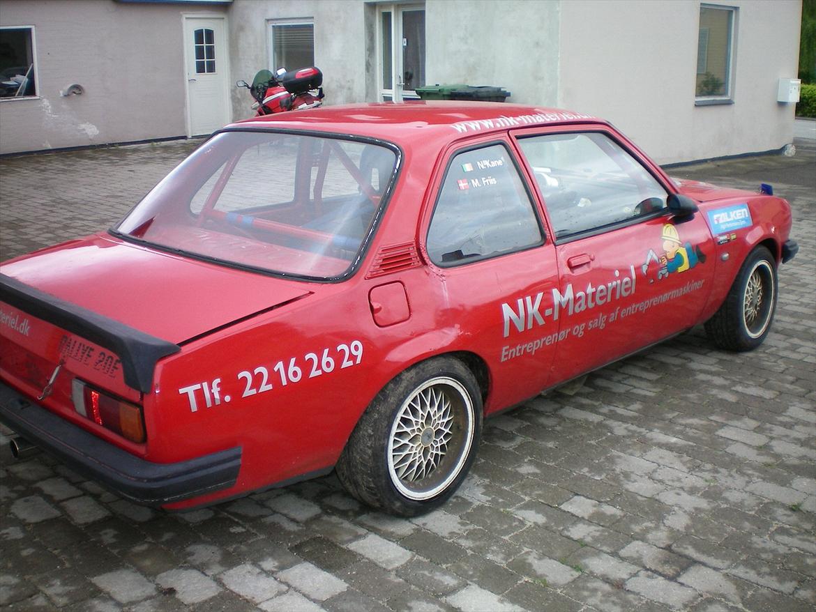 Opel ascona b rallybil billede 7