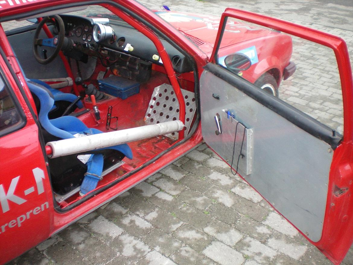 Opel ascona b rallybil billede 8