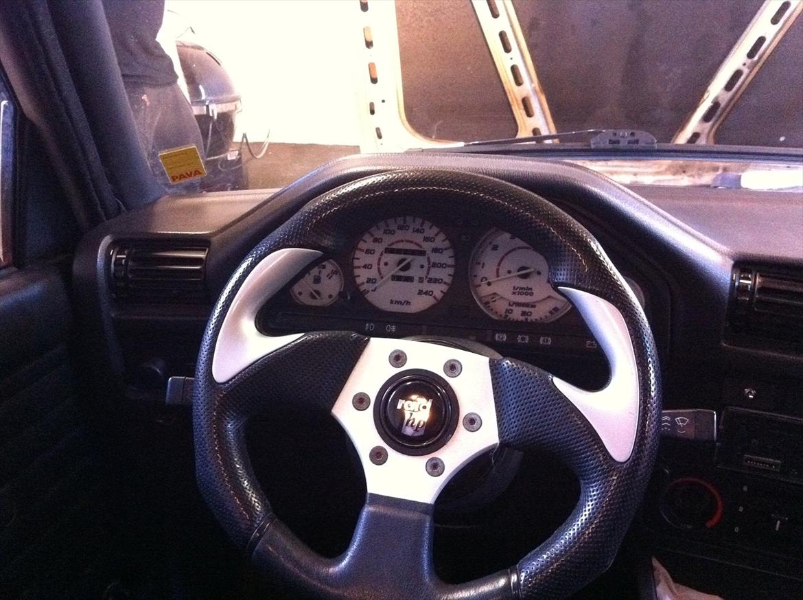 BMW E30 316 - 318 coupe billede 7