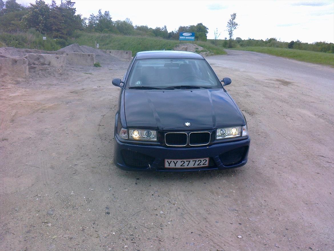 BMW 320 i byt tet billede 3