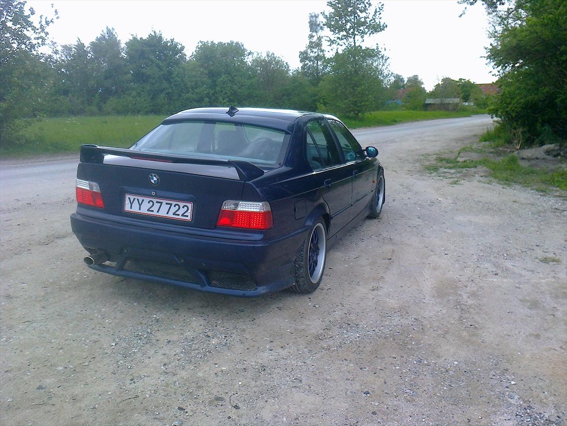 BMW 320 i byt tet billede 5